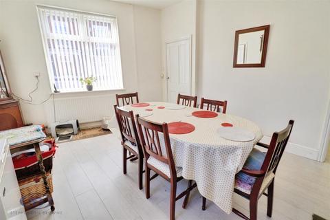 2 bedroom end of terrace house for sale, Madeley Street, Crewe