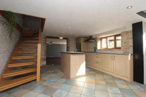 4 bedroom barn conversion to rent, Weston Ditch, Bury St. Edmunds IP28
