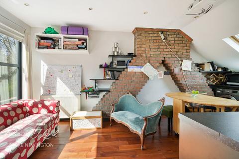 3 bedroom apartment for sale, Listria Park, LONDON