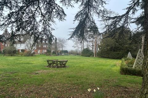 2 bedroom apartment to rent, Roxley Manor, Letchworth Garden City, SG6