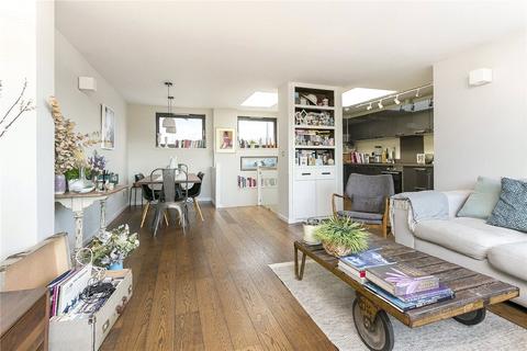 2 bedroom penthouse for sale, Regnum Apartments, 6 Wheler Street, London, E1