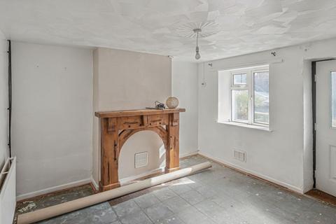 2 bedroom terraced house for sale, 37 Queen Street, Lydney, Gloucestershire, GL15 5LZ