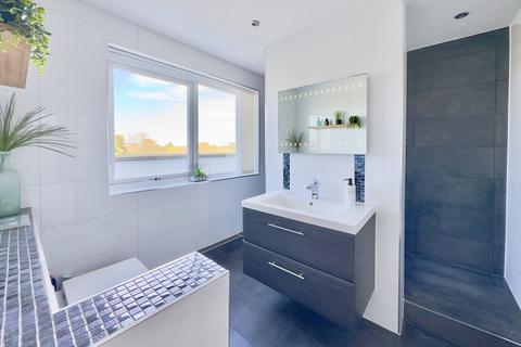 3 bedroom penthouse for sale, Penthouse, West Cliff Road, West Cliff, Bournemouth, BH4