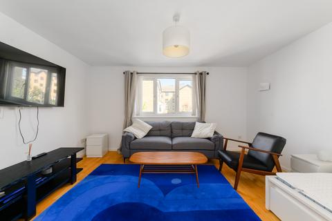 3 bedroom house for sale, Inglewood Close, London, E14
