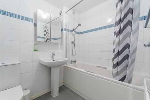 3 bedroom house for sale, Inglewood Close, London, E14