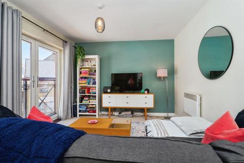 1 bedroom penthouse for sale, Drying Shed Lane, Canterbury