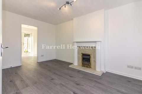 2 bedroom house for sale, Brentwood Drive, Bolton BL4