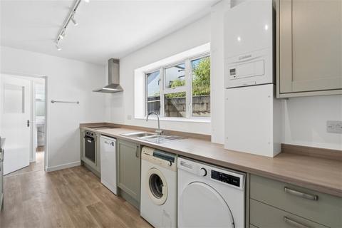 3 bedroom terraced house to rent, Edith Road, Grandpont, Oxford, OX1