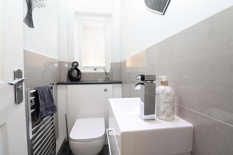 5 bedroom detached house for sale, Coberley Close, Downhead Park, Milton Keynes