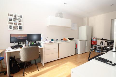 5 bedroom detached house for sale, Coberley Close, Downhead Park, Milton Keynes