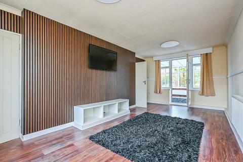 3 bedroom semi-detached house for sale, Brooklands Drive, Leeds, LS14