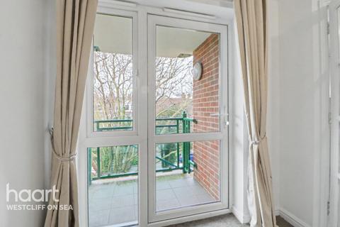 1 bedroom flat for sale, Hamlet Court Road, Westcliff-On-Sea