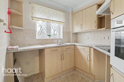 1 bedroom flat for sale, Hamlet Court Road, Westcliff-On-Sea