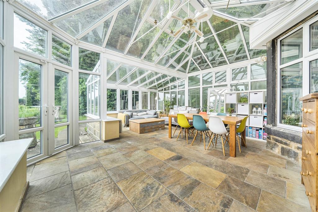 House in Leeds, Alwoodley - View 5