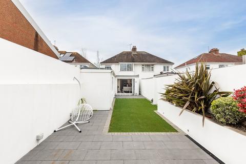 4 bedroom semi-detached house for sale, C'Est Ici