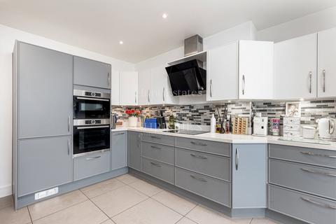 4 bedroom semi-detached house for sale, C'Est Ici
