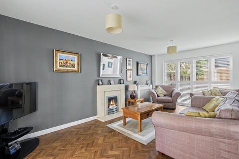 5 bedroom detached house for sale, Taylor Way, Chelmsford CM2