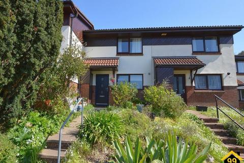 2 bedroom terraced house for sale, Gainsborough Close, Torquay, United Kingdom, TQ1