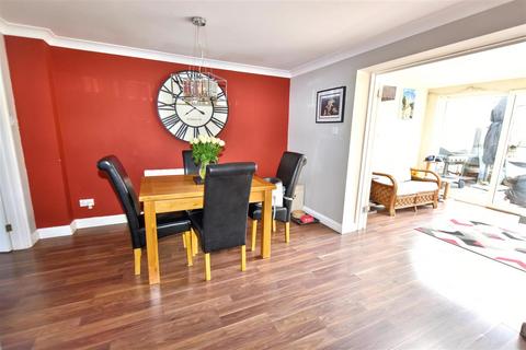 4 bedroom detached house for sale, Heathfield Gardens, Redruth Highway, Redruth