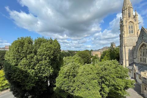 1 bedroom apartment to rent, Hampshire Court, Bournemouth, BH2