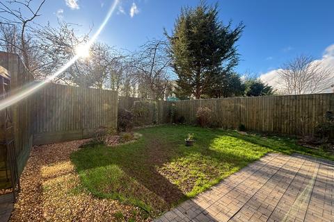 4 bedroom semi-detached house to rent, Lingfield, MILTON KEYNES, MK12