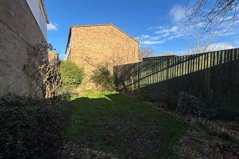 4 bedroom semi-detached house to rent, Lingfield, MILTON KEYNES, MK12