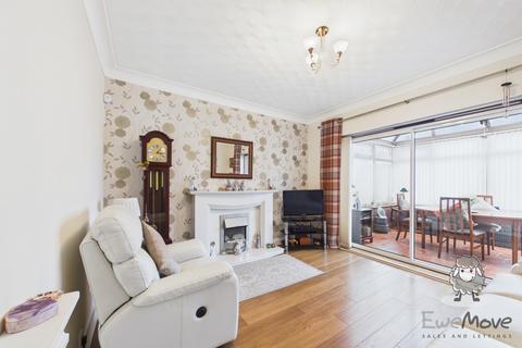 3 bedroom detached bungalow for sale, Prescot Road, St. Helens, Merseyside, WA10