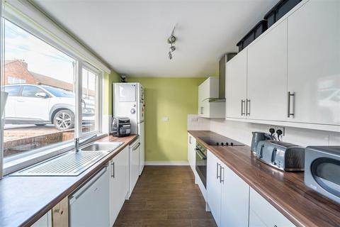 3 bedroom terraced house for sale, Chaucer Avenue, Paulsgrove
