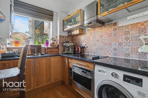 1 bedroom flat for sale, South Birkbeck Road, LONDON
