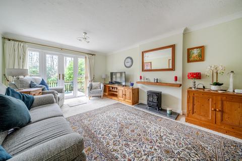 2 bedroom bungalow for sale, Bagshot Road, Ascot, SL5