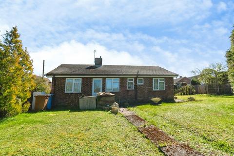2 bedroom bungalow for sale, Marlborough Drive, Sudbury, Suffolk, CO10