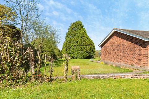 2 bedroom bungalow for sale, Marlborough Drive, Sudbury, Suffolk, CO10