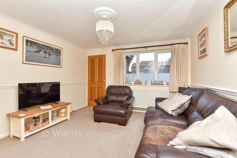 2 bedroom end of terrace house for sale, Drakes Close, Upchurch, Sittingbourne, Kent