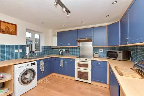 2 bedroom end of terrace house for sale – pohled 3