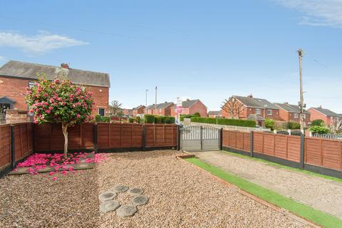 3 bedroom semi-detached house for sale, Whincop Avenue, Castleford