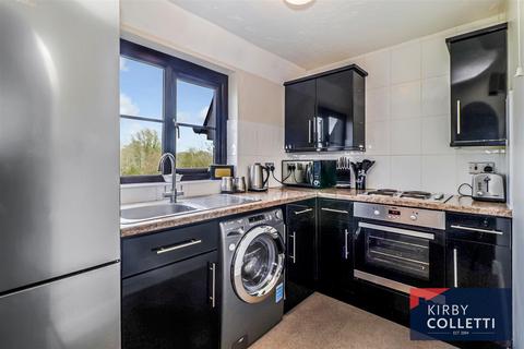 1 bedroom apartment for sale, River Meads, Stanstead Abbotts, Ware