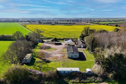 5 bedroom detached bungalow for sale, Mill Lane, Norwich NR14