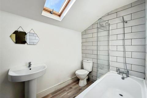 3 bedroom terraced house to rent, Samuel Road, Hampshire PO1