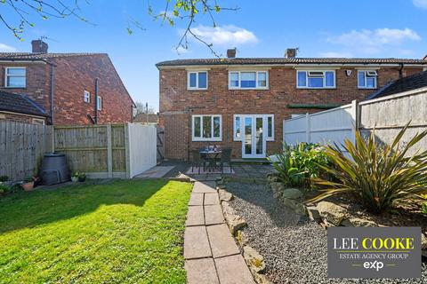3 bedroom semi-detached house for sale, Rose Crescent, Telford TF1