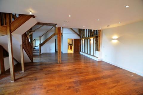3 bedroom barn conversion to rent, Radwell, nr Baldock, Hertfordshire