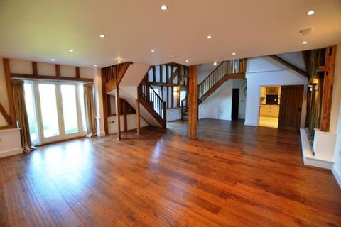 3 bedroom barn conversion to rent, Radwell, nr Baldock, Hertfordshire