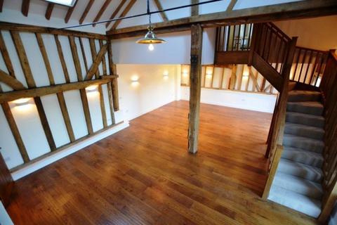 3 bedroom barn conversion to rent, Radwell, nr Baldock, Hertfordshire