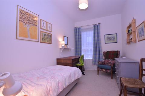 2 bedroom flat for sale, RYDE VILLAGE