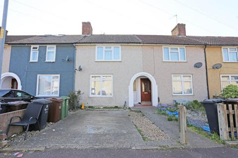 2 bedroom terraced house to rent, Shortcrofts Rd, Dagenham, RM9