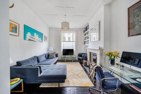 3 bedroom townhouse to rent, Cornwallis Road London N19