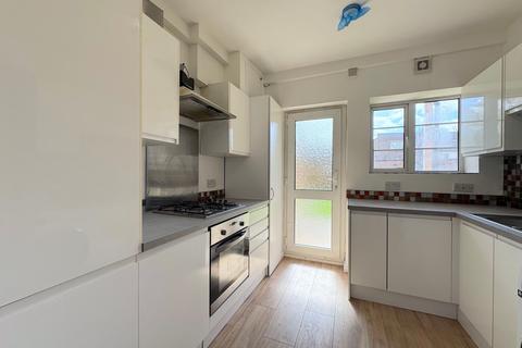2 bedroom flat for sale, Hale Lane, Grosvenor Court Hale Lane, NW7