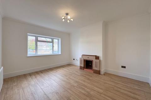 2 bedroom flat for sale, Hale Lane, Grosvenor Court Hale Lane, NW7