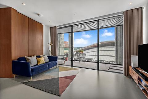 2 bedroom flat for sale, Gasholders Building, Kings Cross, N1C