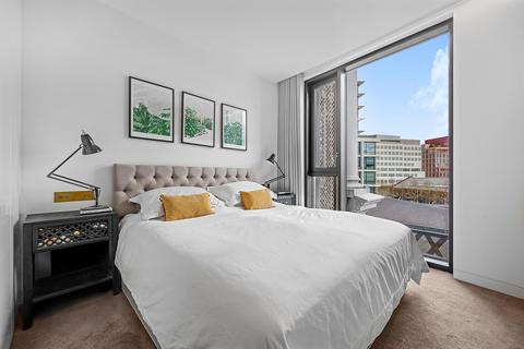 2 bedroom flat for sale, Gasholders Building, Kings Cross, N1C