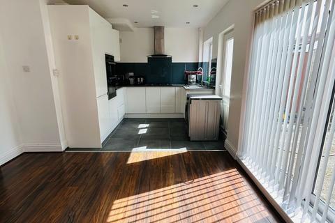 undefined, Bath Road, Slough, SL1